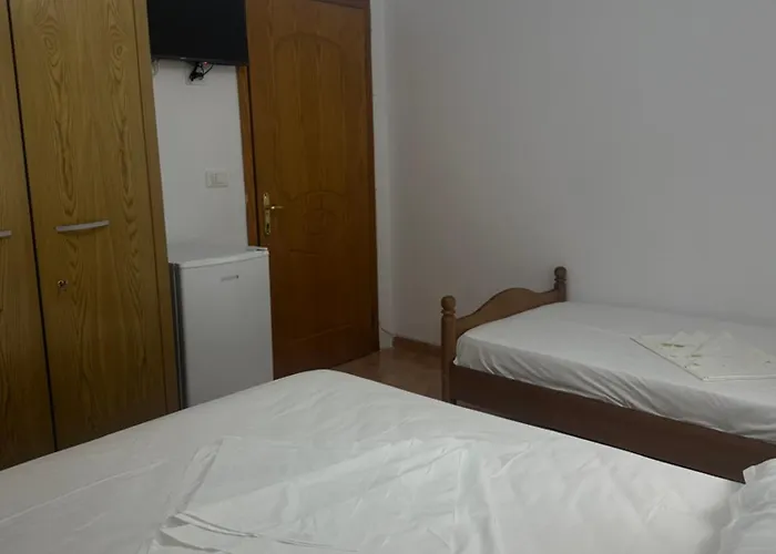 Guest house Bujtina Polimen Permet